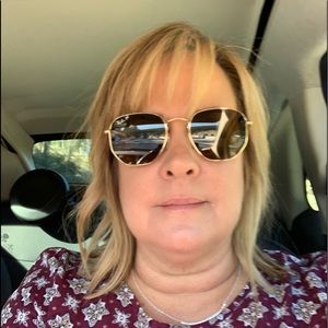 Meet your Posher, Janice